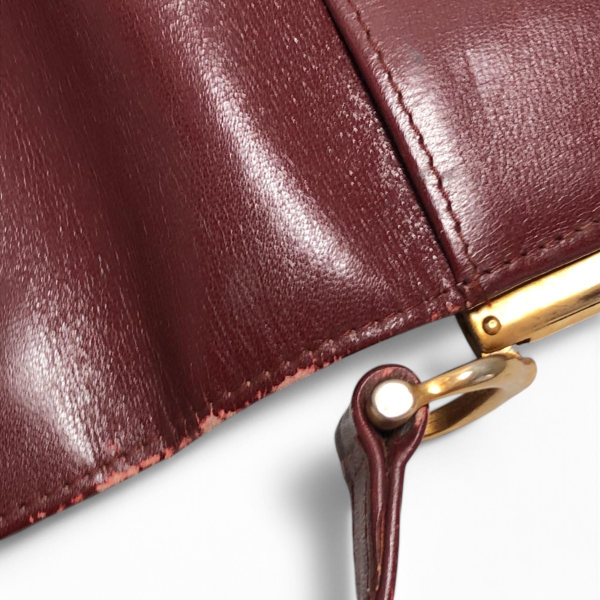 Sac bandoulière Cartier Must Line cuir bordeaux tendance occasion authentique ps2504-ps102